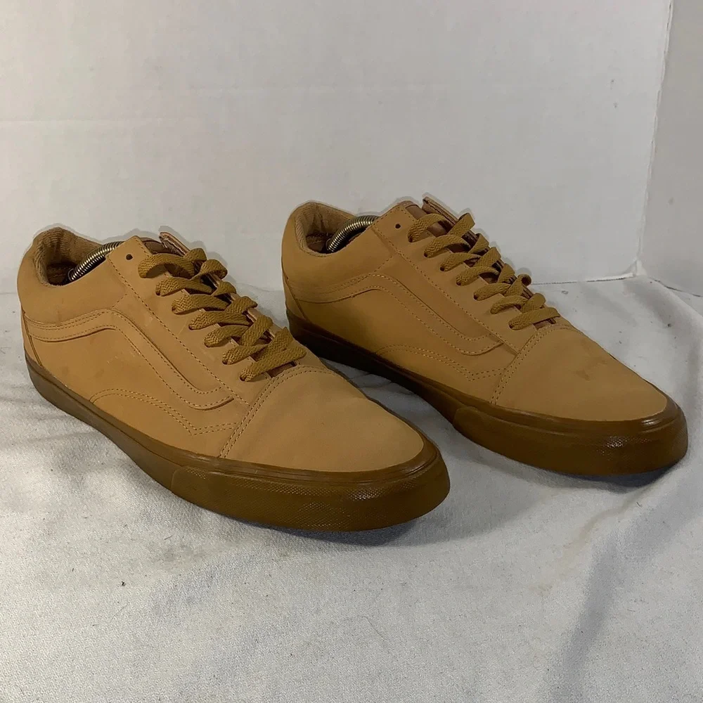 Men's Vans Old Skool ‘Vansbuck’ Tan Sneakers